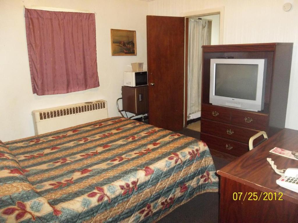 Clearview Motor Inn Hanover Room photo